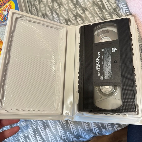 Scooby-Doo VHS Collection - Picture 10 of 16